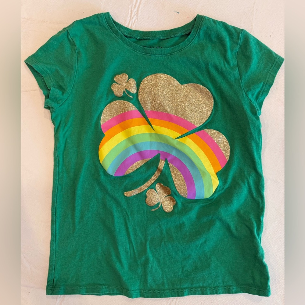 Kids Green Shamrock Rainbow Graphic Tee for st Patrick’s day size 7/8